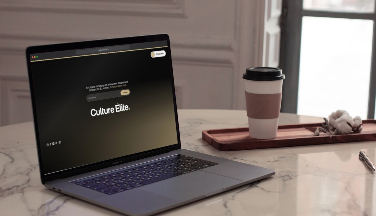 Le site cultureelite.fr sur un ordinateur portable